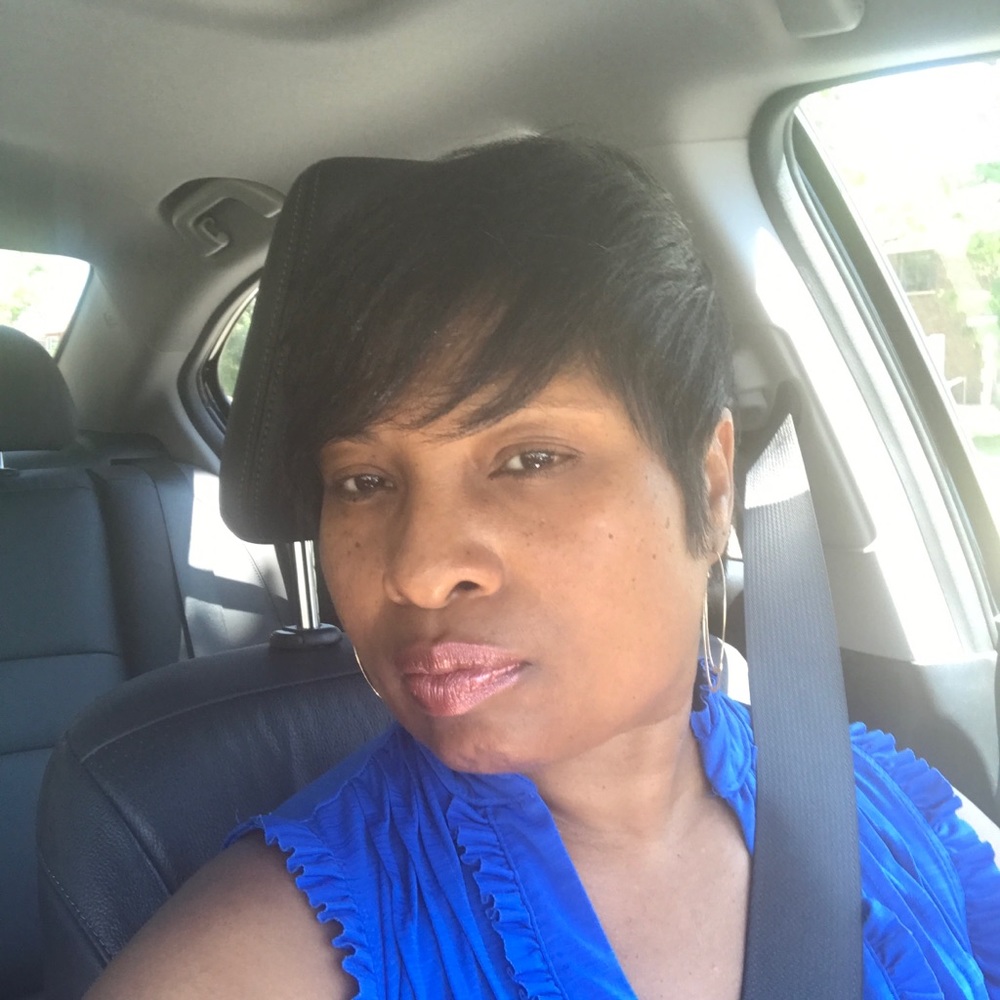 Meet your Posher, Adriane